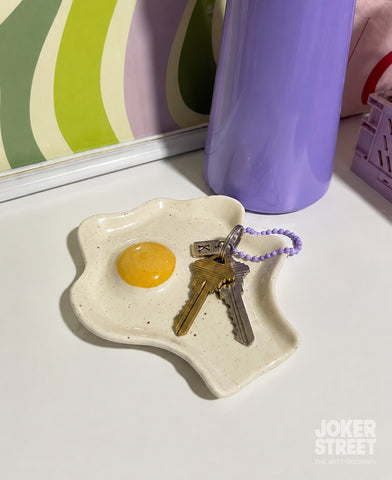 THE SUNNY SIDE TRAY