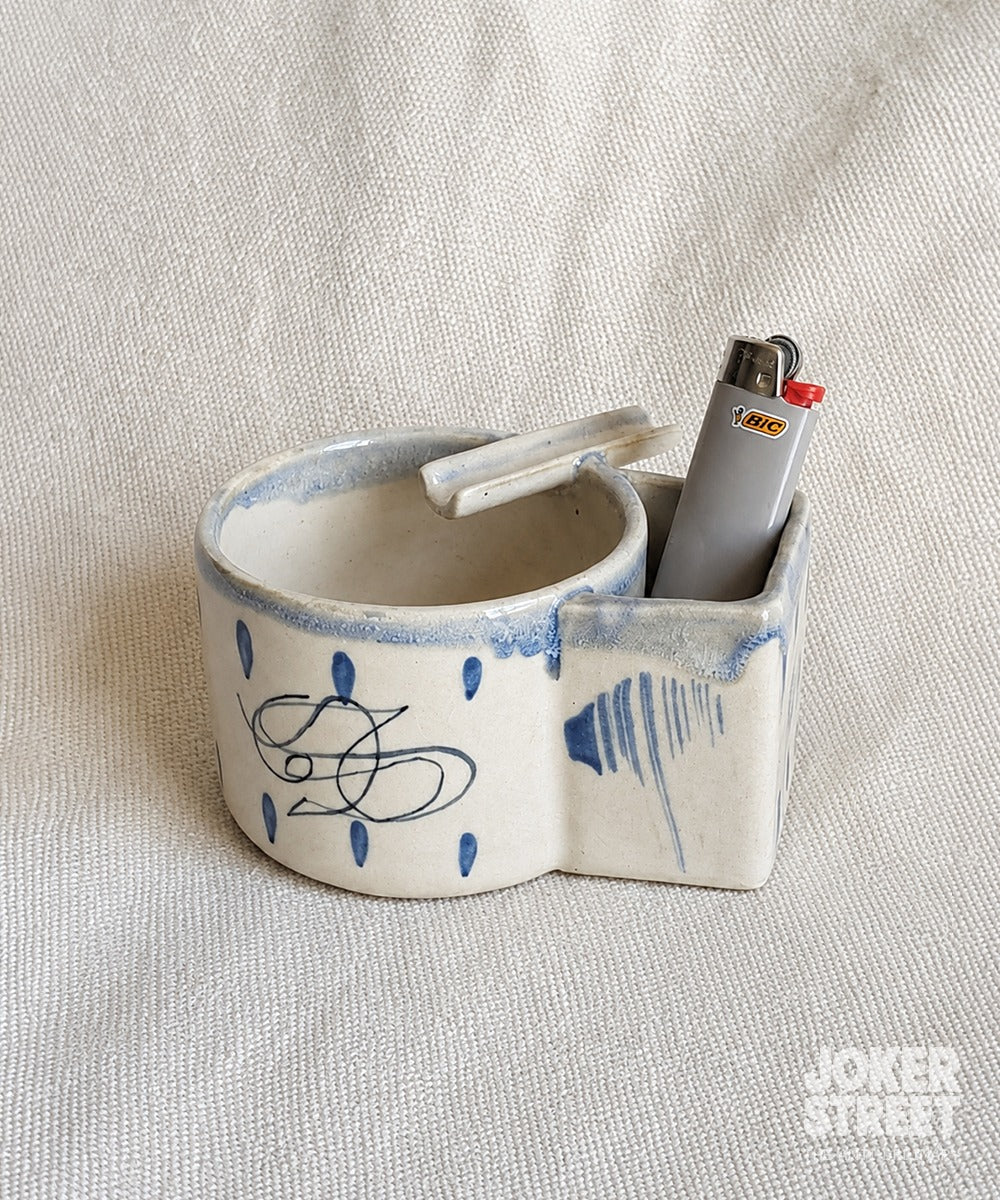 THE SIDE PIECE ASHTRAY